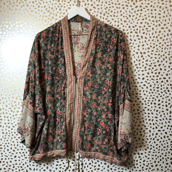Free People Jackets & Blazers - FREE PEOPLE green + pink floral kimono jacket XS/S